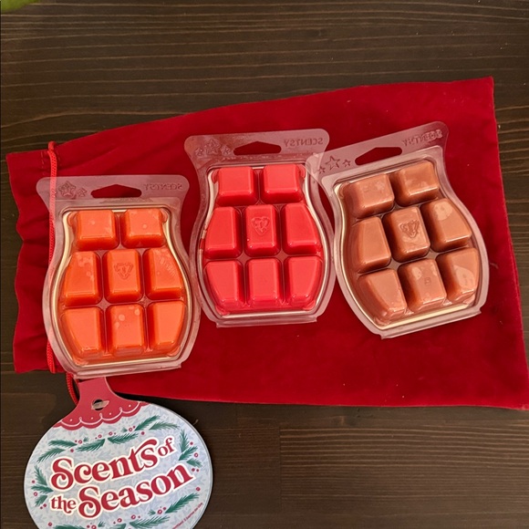 Scentsy Holiday Wax Melts Set - Picture 5 of 5